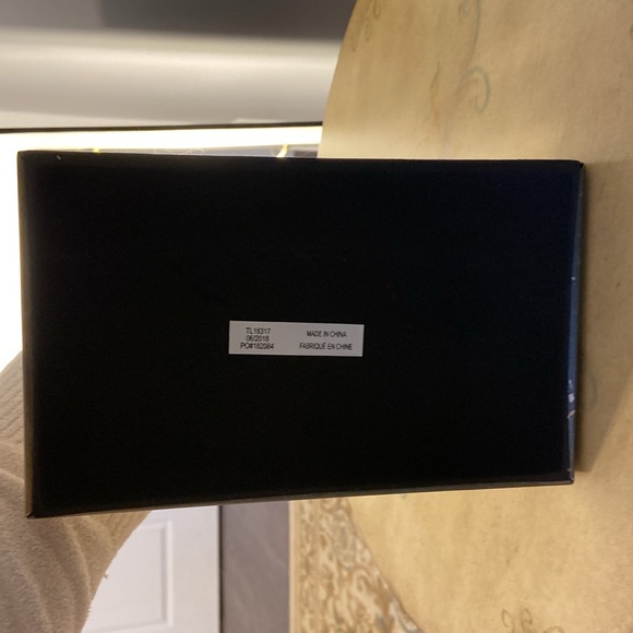 Modern, Contemporary Crystal and Antique Brass Table Lamp with Black Shade. - Picture 8 of 10